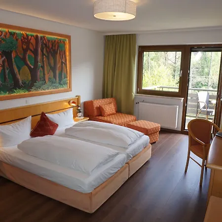Landhotel Hochspessart Hotel 3*